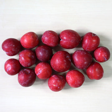 Organic Plums